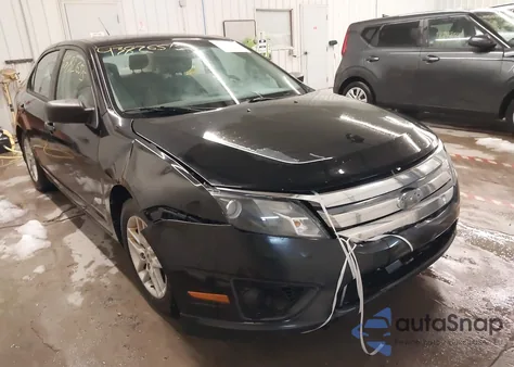 2012 Ford Fusion S from USA, damaged, VIN 3FAHP0GA0CR129301
